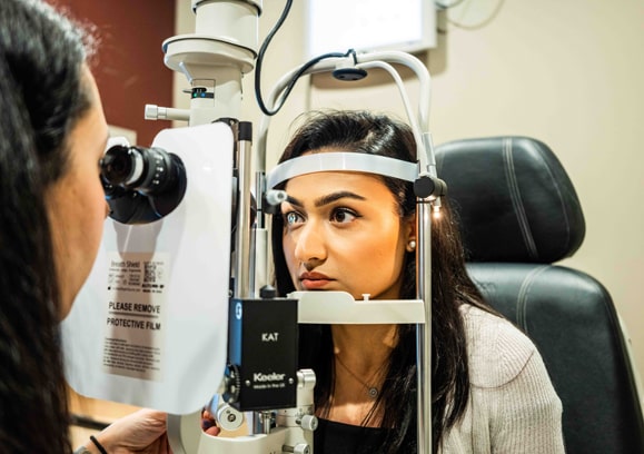Woman receiving a comprehensive eye exam at Somerset Eye Care in NJ